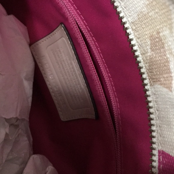 Coach New York Purse - Picture 3 of 6